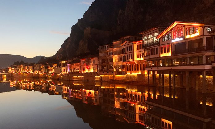 amasya gezilecek yerler